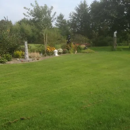 Give Bed & Breakfast Bed and Breakfast Give