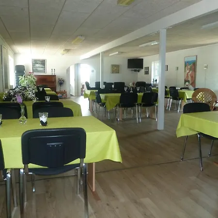 Nocleg ze śniadaniem Give Bed & Breakfast *